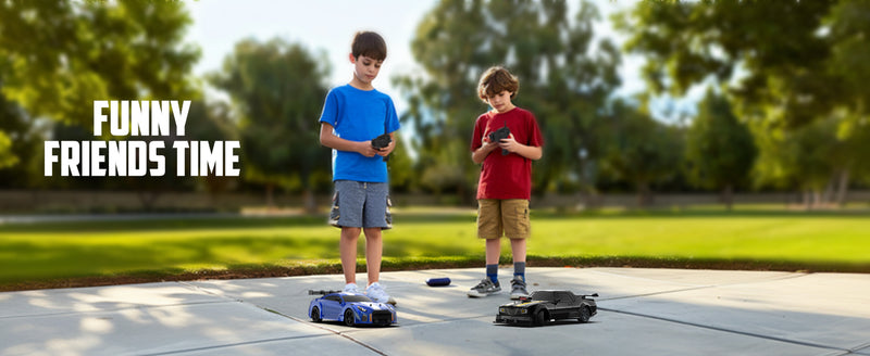 RACENT 1:16 RC Drift Car, 2.4Ghz 4WD 18KM/H Remote Control Car with Spray Mist, 2 Batteries