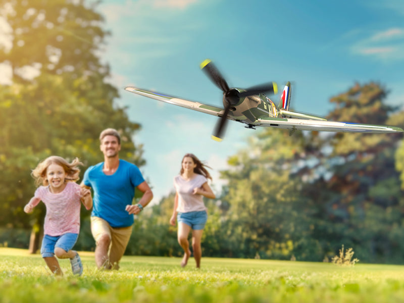 VOLANTEXRC P51D Mustang 4Ch Aviones RC para principiantes con estabilizador Xpilot One-key Aerobatic (761-5) RTF